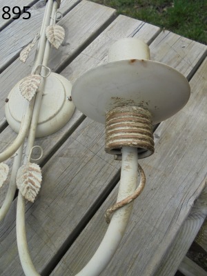NR 895